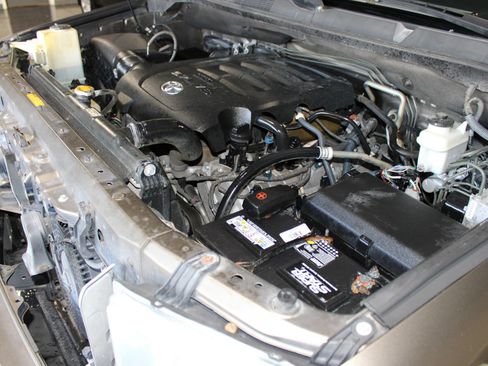 Used 2014 Toyota Sequoia Platinum RWD image 48