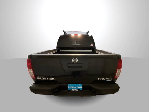 Used 2017 Nissan Frontier PRO-4X w/ Pro-4x Luxury Package image 7
