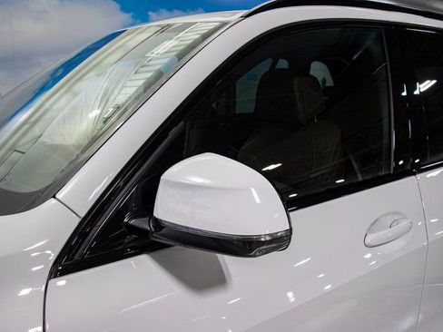 Used 2026 BMW X5 xDrive50e w/ M Sport Package image 10