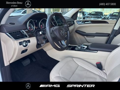 Used 2019 Mercedes-Benz GLS 450 4MATIC image 11