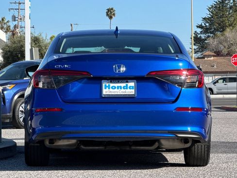 Certified 2023 Honda Civic EX image 9