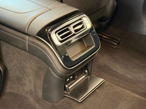 Used 2022 Mercedes-Benz S 580 4MATIC Sedan image 19