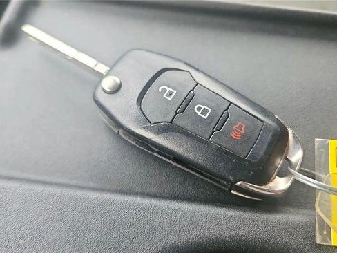 Used 2024 Ford F250 XLT image 32