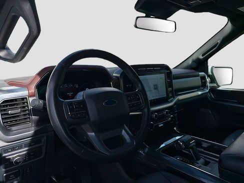 Used 2022 Ford F150 Lariat AWD/4WD image 9