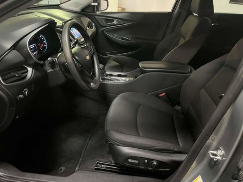 Used 2023 Chevrolet Malibu LT image 16