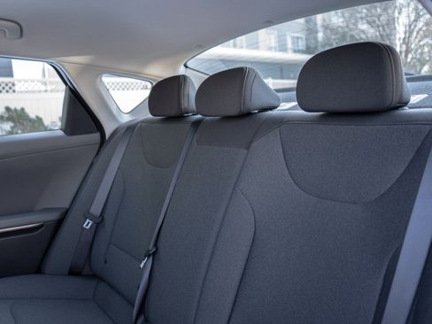 New 2025 Kia K4 FWD image 17