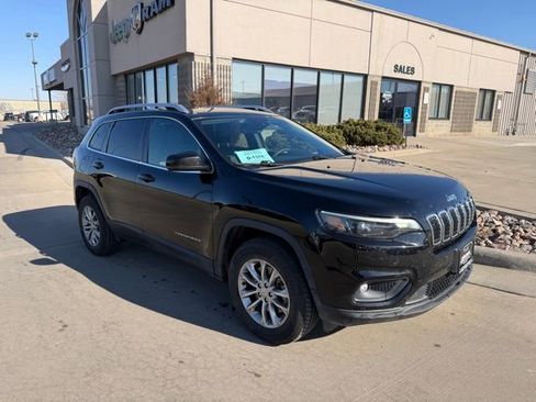 Used 2021 Jeep Cherokee Latitude Lux w/ Comfort/Convenience Group image 1