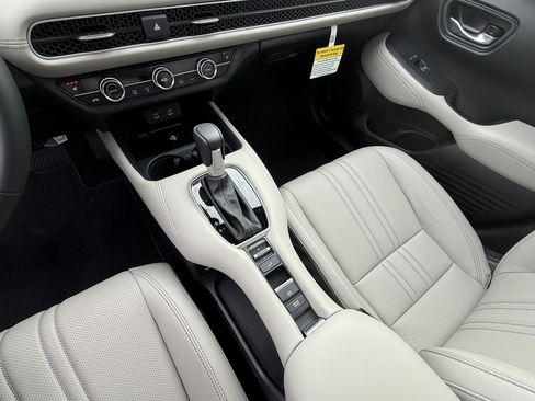 New 2026 Honda HR-V EX-L image 22