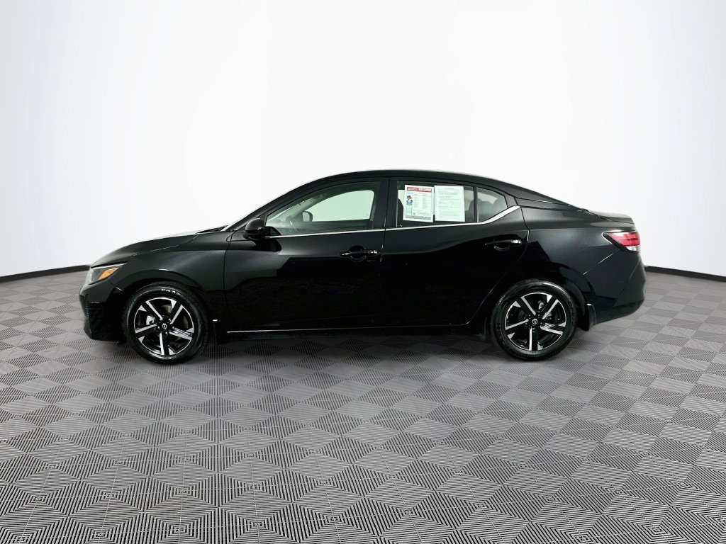 Used 2025 Nissan Sentra SV FWD image 6