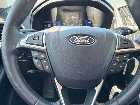 Certified 2023 Ford Edge SEL w/ Convenience Package AWD/4WD image 12