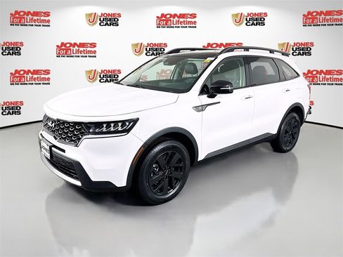 Used 2023 Kia Sorento S w/ Panoramic Sunroof Package image 16