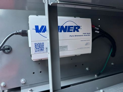 Used 2022 Ford Transit Connect XL image 27