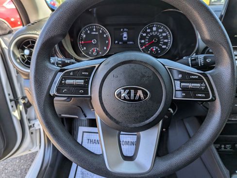 Used 2021 Kia Forte LXS FWD image 35