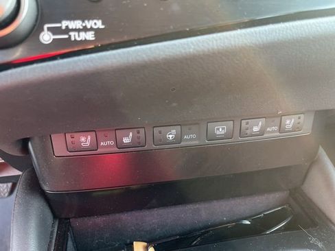 Used 2024 Lexus ES 350 Ultra Luxury image 13