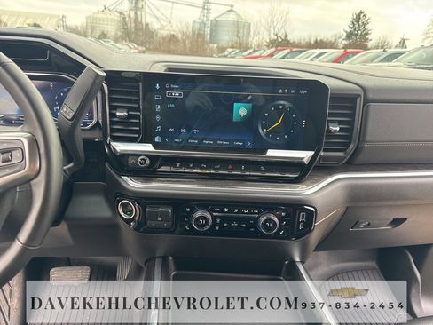 Used 2025 Chevrolet Silverado 2500 LTZ w/ LTZ Plus Package image 14