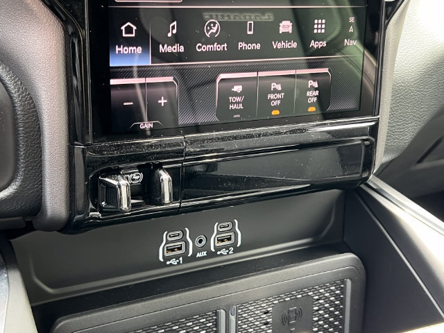 New 2026 RAM 2500 Laramie AWD/4WD image 31