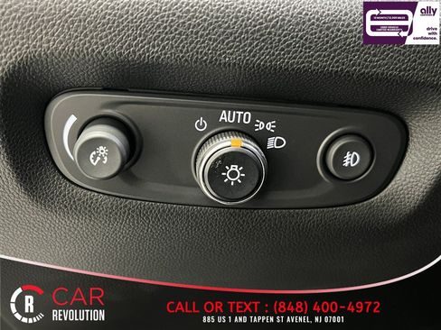 Used 2020 Chevrolet Traverse Premier w/ Redline Edition AWD/4WD image 35