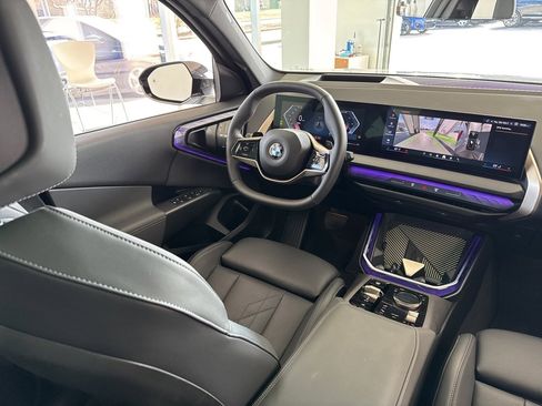 Used 2025 BMW X3 xDrive30i w/ Premium Package image 48