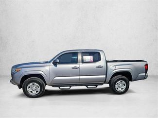 Used 2018 Toyota Tacoma SR video 2