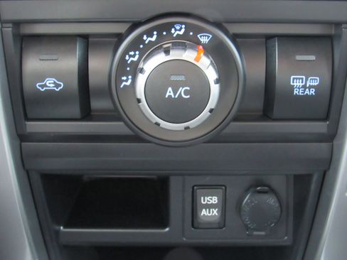 Used 2018 Toyota 4Runner SR5 Premium image 25