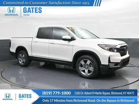 Used 2025 Honda Ridgeline RTL image 1