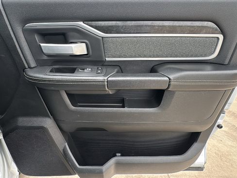 Used 2022 RAM 2500 Lone Star w/ Night Edition image 25