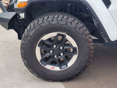 Used 2021 Jeep Wrangler Unlimited Rubicon AWD/4WD image 10