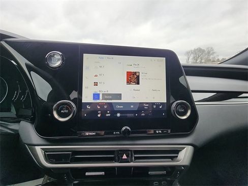 Used 2024 Lexus RX 350 Premium image 24