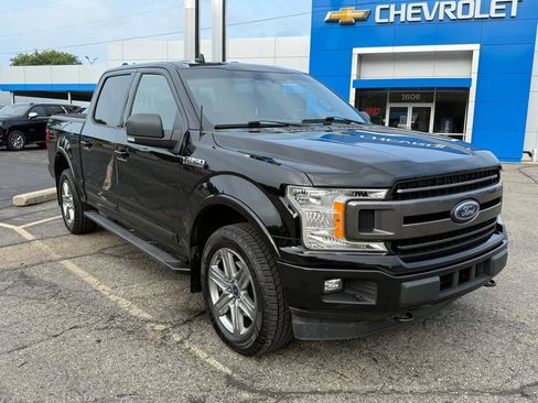 Used 2018 Ford F150 XLT w/ Equipment Group 302A Luxury AWD/4WD image 10