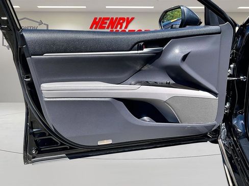 Used 2023 Toyota Camry XSE FWD image 22