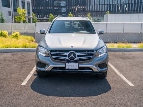 Used 2018 Mercedes-Benz GLC 300 4MATIC image 6