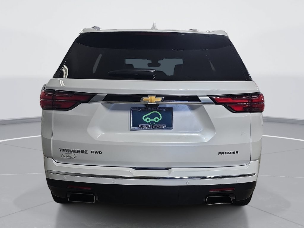 Used 2023 Chevrolet Traverse Premier AWD/4WD image 5