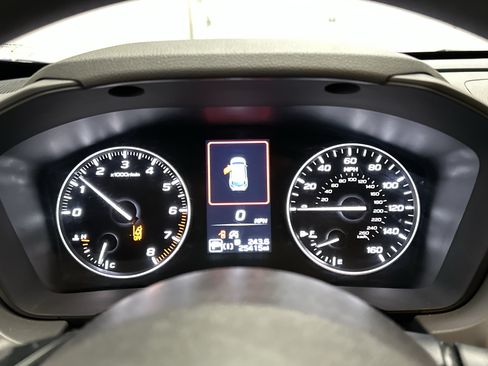 Used 2025 Subaru Crosstrek 2.5i Premium AWD/4WD image 21