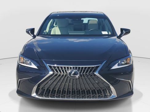 Used 2025 Lexus ES 350 w/ Premium Package image 3