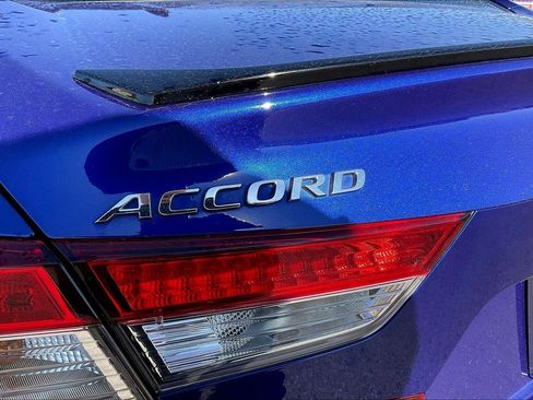 Used 2021 Honda Accord Sport image 8