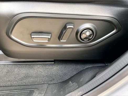 New 2025 Jeep Grand Cherokee Laredo X image 19