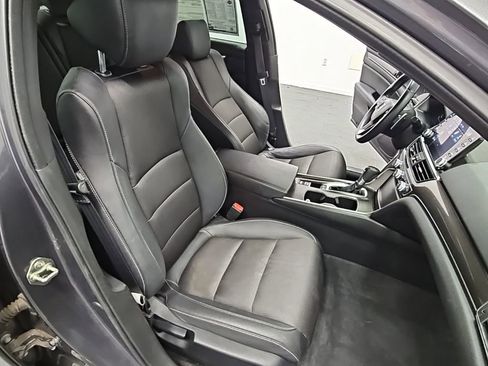 Used 2019 Honda Accord Sport image 34