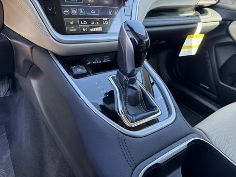 New 2025 Subaru Outback Limited image 26