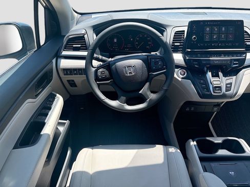 Used 2026 Honda Odyssey EX-L image 23