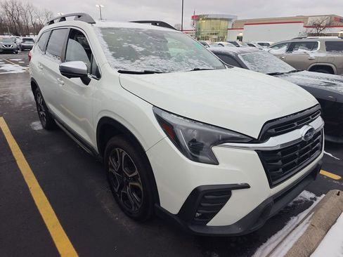 Used 2023 Subaru Ascent Limited w/ Technology Package image 3