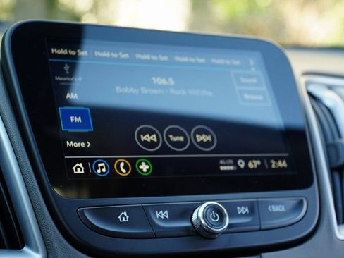 Used 2022 Chevrolet Malibu LS FWD image 18