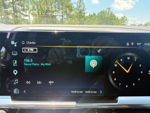Used 2022 Chevrolet Silverado 1500 RST w/ Max Trailering Package AWD/4WD image 21