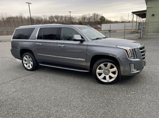 Used 2018 Cadillac Escalade ESV Luxury video 3