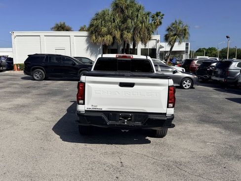 Certified 2025 Chevrolet Colorado W/T w/ WT Custom Package image 6