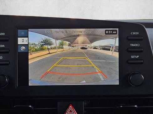 Used 2025 Hyundai Elantra Sport FWD image 12