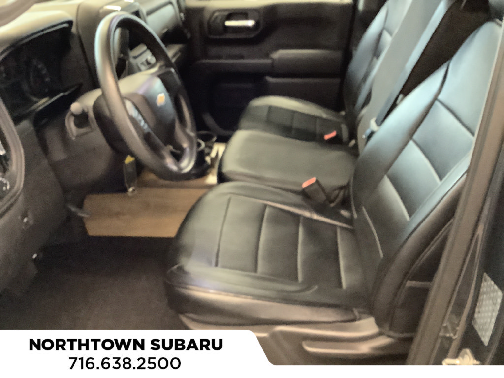 Used 2019 Chevrolet Silverado 1500 Custom w/ Custom Value Package AWD/4WD image 14