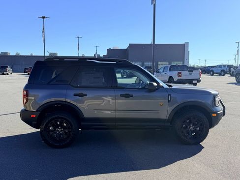 Used 2025 Ford Bronco Sport Badlands w/ Sasquatch Badlands Package AWD/4WD image 11