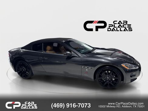 Used 2011 Maserati GranTurismo Convertible RWD image 3