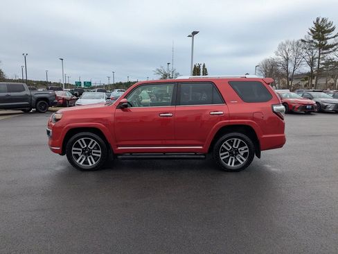 Used 2023 Toyota 4Runner Limited AWD/4WD image 2