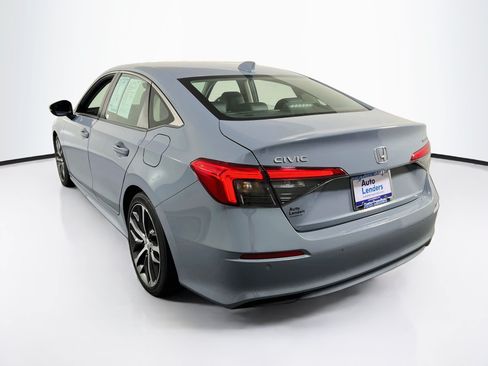 Used 2023 Honda Civic Touring image 7